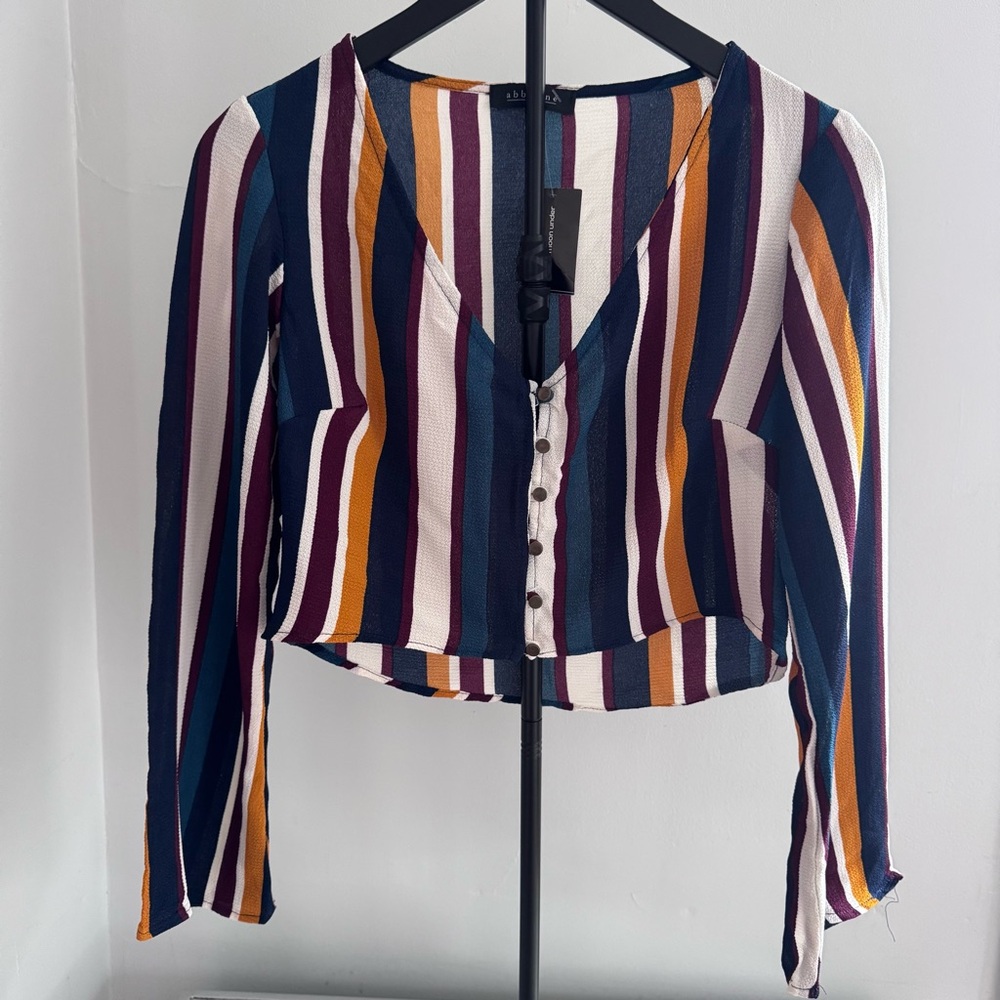 NWT’s Abbeline Striped Crop‎ Top Long Sleeve Button Front Boho Size S